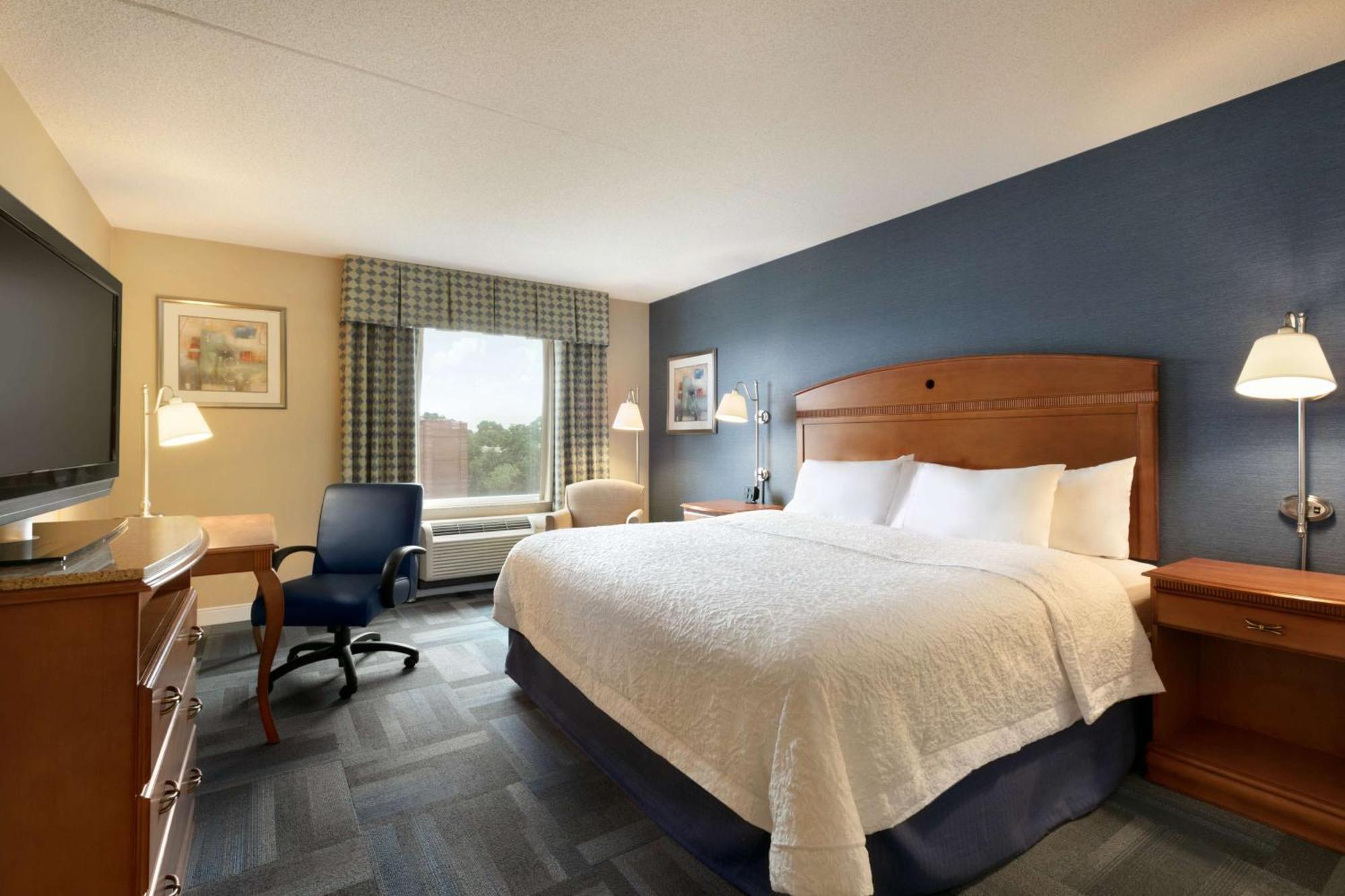 Hampton Inn New York - Laguardia Airport Exterior foto