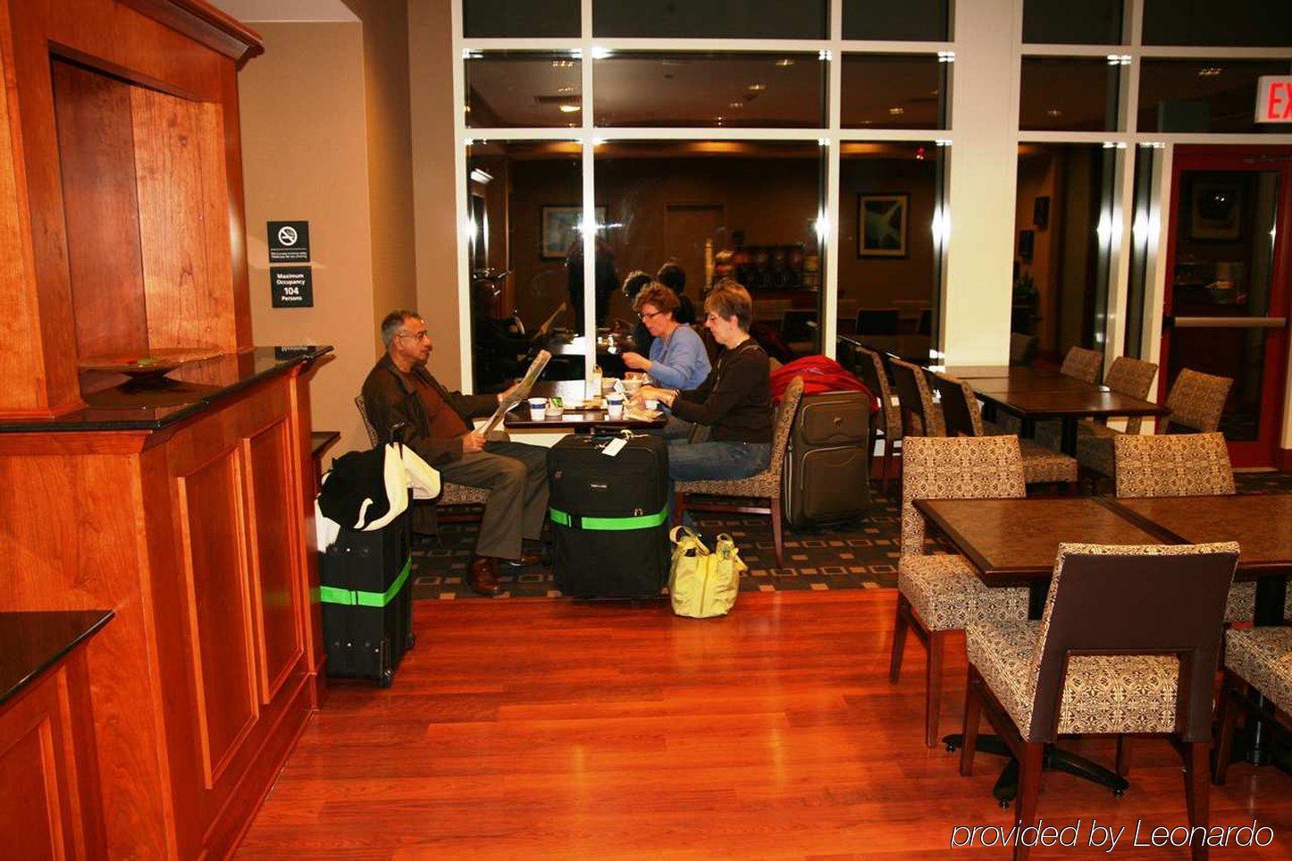 Hampton Inn New York - Laguardia Airport Exterior foto