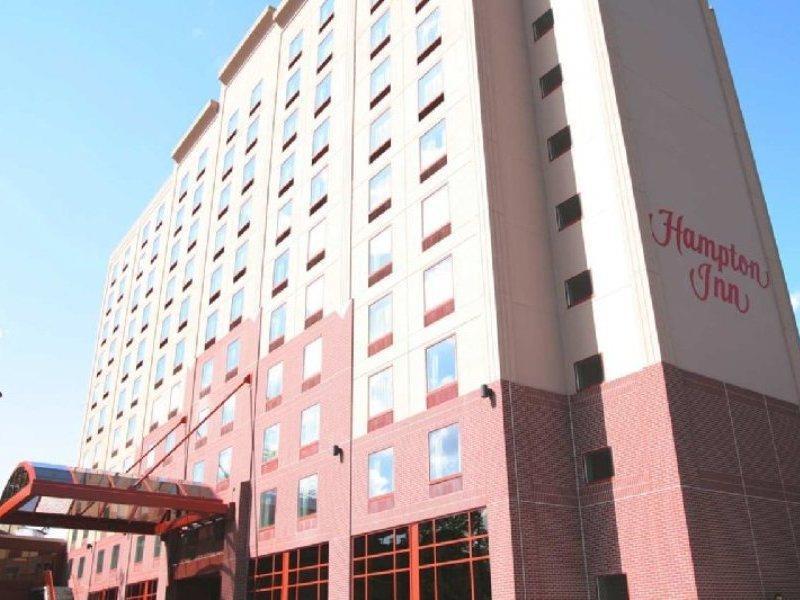 Hampton Inn New York - Laguardia Airport Exterior foto